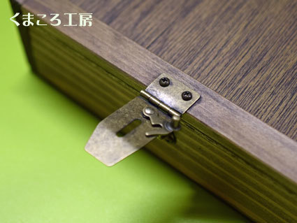 wood-cashbox-latch1.jpg